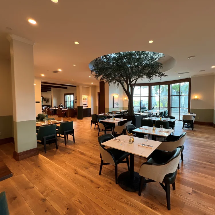 Laurel, Hotel Granduca Austin’s Restaurant, Opens After Renovation